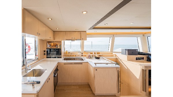 Seaview 48